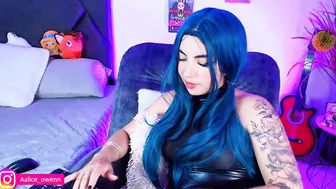 aliceusen squirt chat xxx