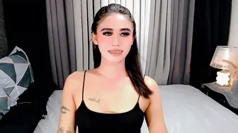 jhulianagrey 01-Dec-2025