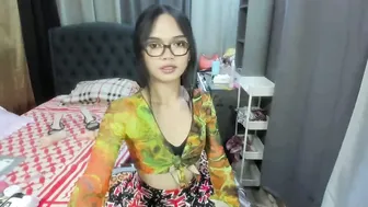 Naughty_emmats asian on live cam