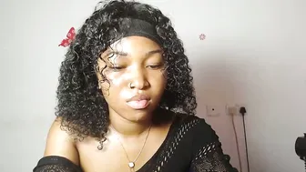 sexy_bluey247 naked on cam 01-Dec-25