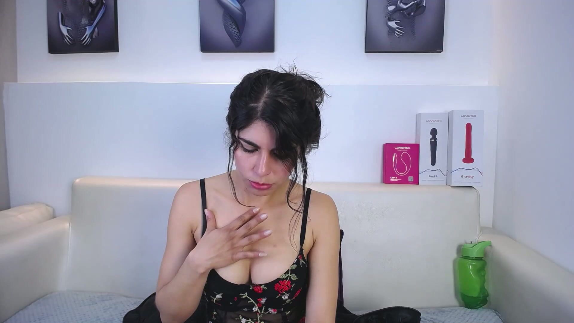 melodiroux_ latina 01-Dec-25