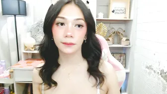 Exotictssavie nude video chat 12-01-2025