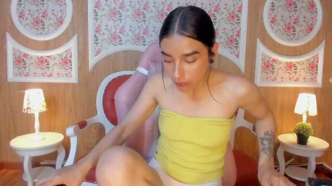 Tash_blossom webcam show cam video