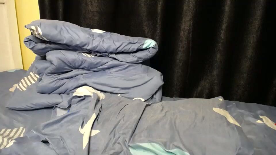 Hot_kisser4 feet chat porn video