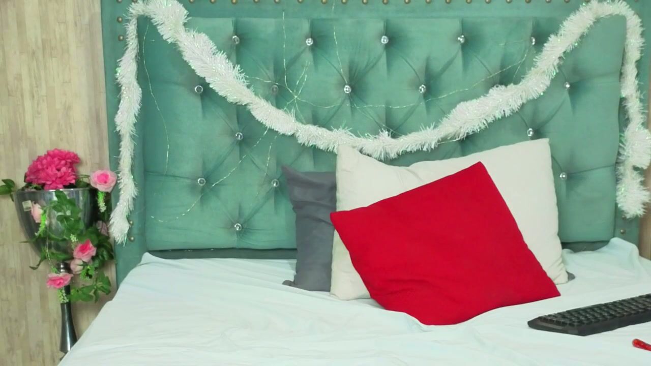 Apriil_sweett porn cam video 01-Dec-25