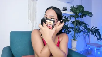 emilyy_kim show 02-Dec-2025