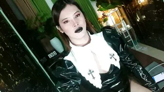 queen_kendalx19 mistress 02-Dec-25