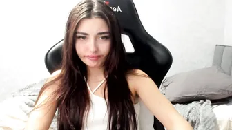 Molly_ww cam video 02-Dec-25
