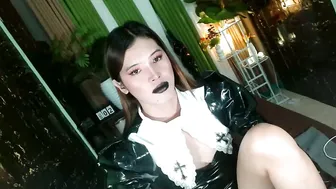 queen_kendalx19 femboy on cam