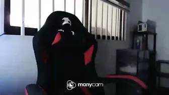 Xxmonsterbigcockxx 02-Dec-25