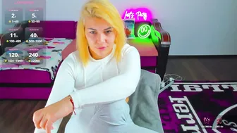 Miakittyy pussyhairy 02-Dec-2025