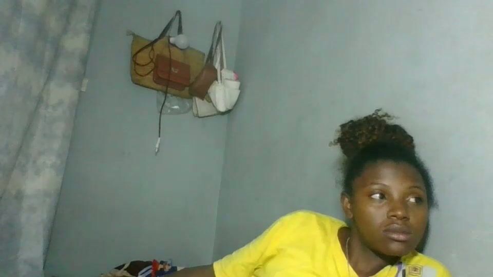 clarisse98 young - (12-02-2025)