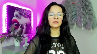 Helen_79 live cam video 02-Dec-2025