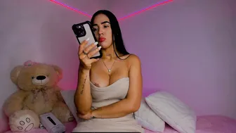 noah_russel live cam show camvideo