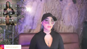 Alahia_dangelo_ posing on webcam 12-02-2025