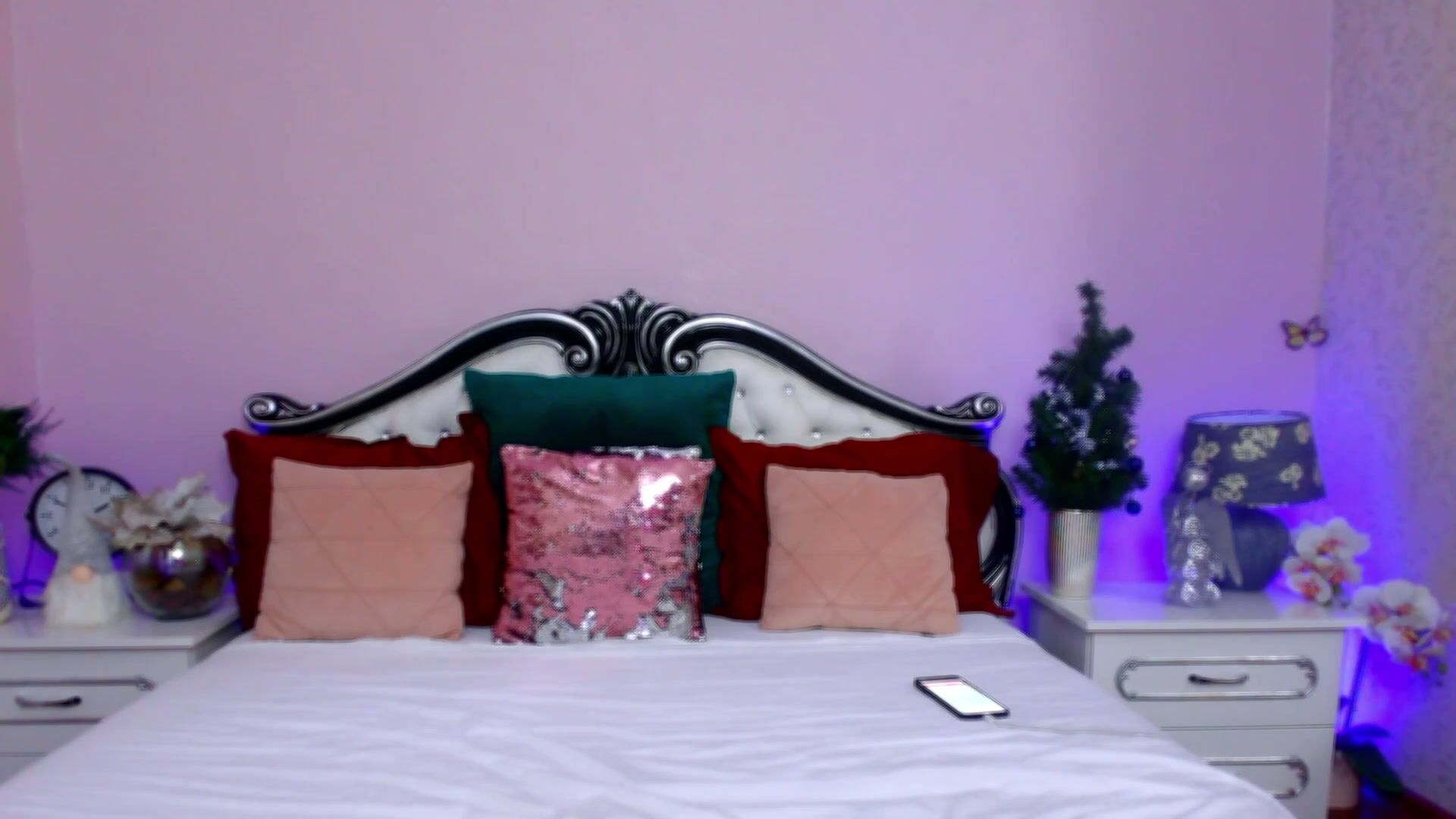 Squirtopiax 02-Dec-25 sex porn cam