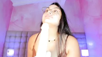 agnesrocuzzo free cam show 12/02/2025