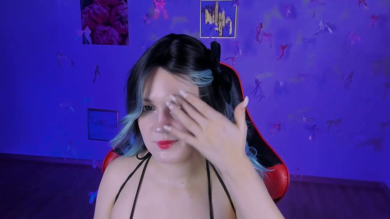 madeline_doll shy - 02-Dec-2025