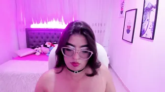 Luna_jonnes1 young xxx chat