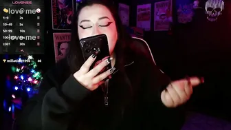 raven_darkk chat sex - 12-03-2025