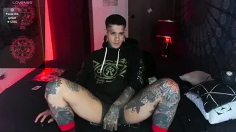 Jhonny_ackerman tattoos porn cam