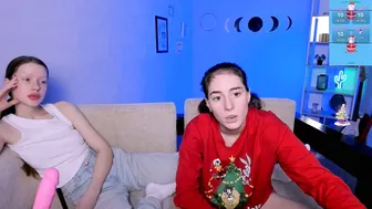 khloebeauty (12-03-2025)