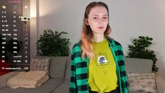 Eliselauder (12-03-2025) shy