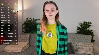 Eliselauder (12-03-2025) shy