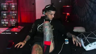 Jhonny_ackerman smoke posing on webcam