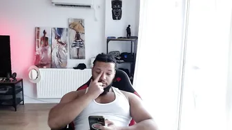 0_kingsley muscles video
