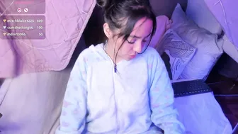 Laraa_rouss_ petite 03-Dec-2025