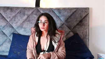 sharon_stone_5 03-Dec-25 latina