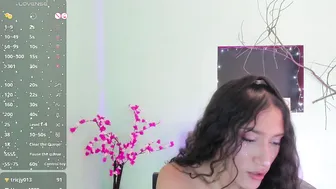 Camila_harperr porn cam posing on cam