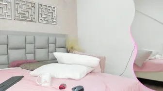 rebeca_mills_ recorded nude video 412828