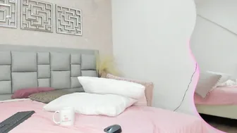 Rebeca_mills_ free porn video 03-Dec-2025