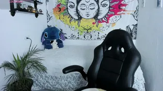 Just_katiex smalltits - 03 December 2025