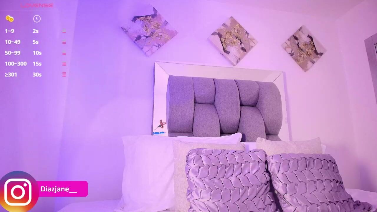 Janediaz bigboobs webcam chat