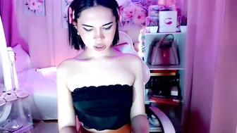 Gorgeous_anora amateur cam show 12/04/2025