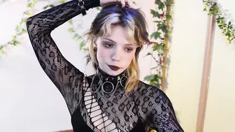 shiny_jail recorded nude video 414403