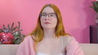 Aliceallisons on cam 12-04-2025