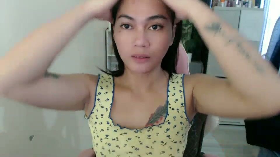 Urasian_erica show 12/04/2025