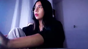 Marilove40925 chat cam sex 04-Dec-25