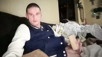 Dickabitchdown porn cam (12/04/2025)