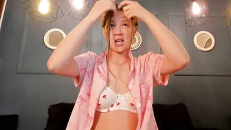 Skyy_bloom cam sex (12-04-2025)