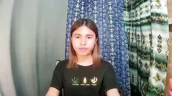 asian_sofiaxxx on webcam 12/04/2025