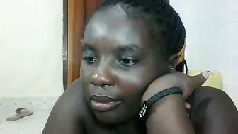 hotebbbyy on live cam 04 December 2025
