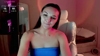 mili_milash smalltits on live cam