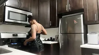 delightfuldark 04-Dec-25 feet