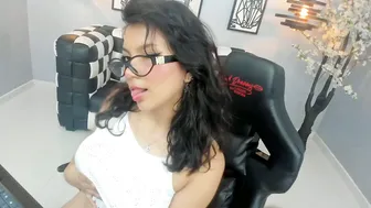 Soficuttee 05 December 2025 cam sex