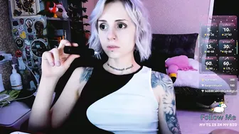 nanitamoore on webcam 05-Dec-25